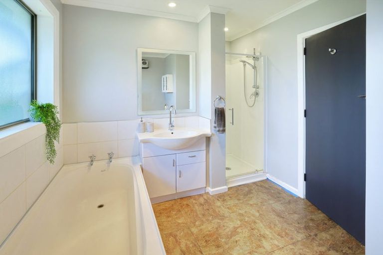 Photo of property in 13 Petries Road, Woodend, 7610