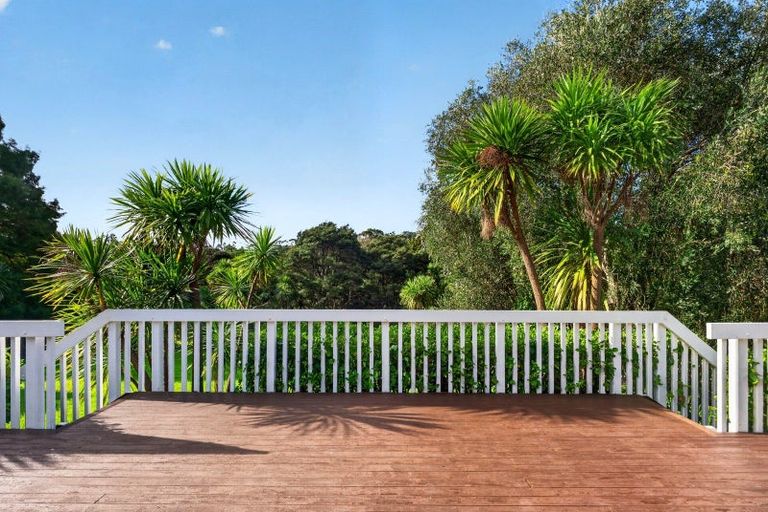 Photo of property in 178 Valley Road, Waimauku, 0881