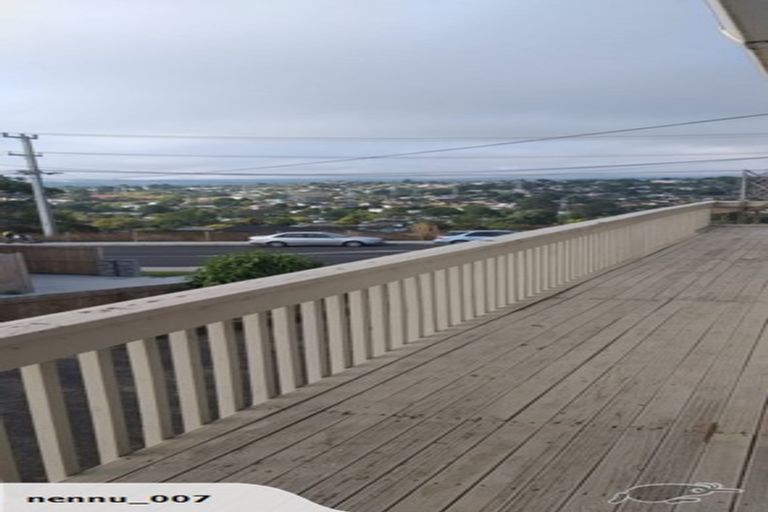 Photo of property in 108a Royal Road, Massey, Auckland, 0614