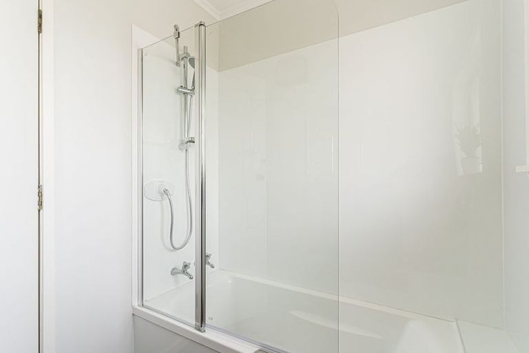 Photo of property in 22 Moheke Avenue, Roslyn, Palmerston North, 4414