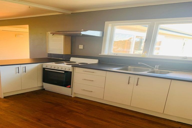 Photo of property in 147 Rosier Road, Glen Eden, Auckland, 0602