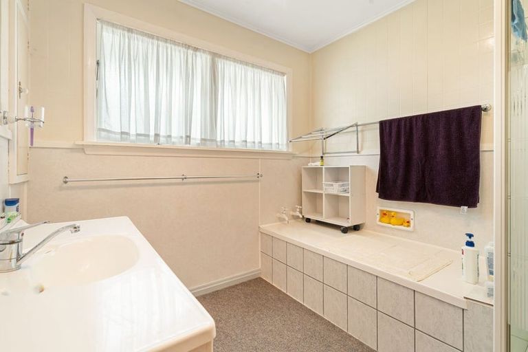 Photo of property in 20 Craven Street, Sockburn, Christchurch, 8042