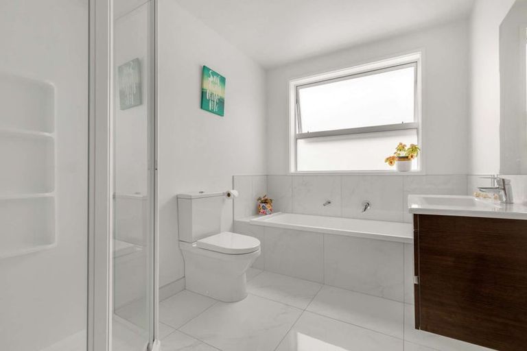 Photo of property in 12 Franks Way, Papamoa Beach, Papamoa, 3118