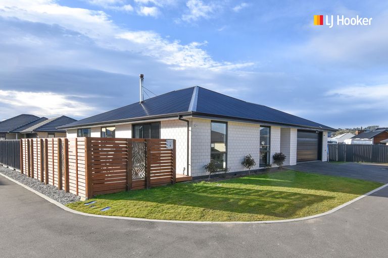 Photo of property in 6 Silverview Place, Mosgiel, 9024