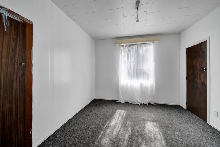 Photo of property in 34 Stafford Street, Patea, 4520