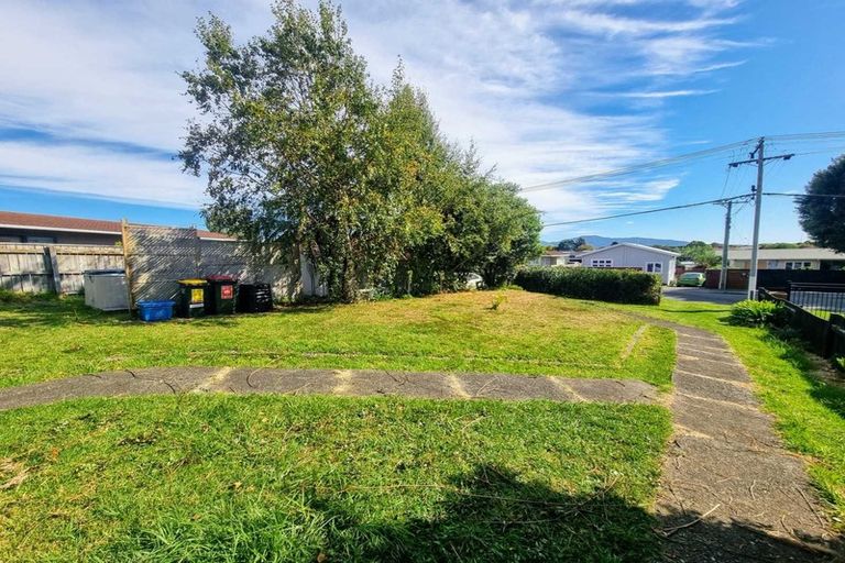 Photo of property in 9 Parakai Street, Paraparaumu, 5032