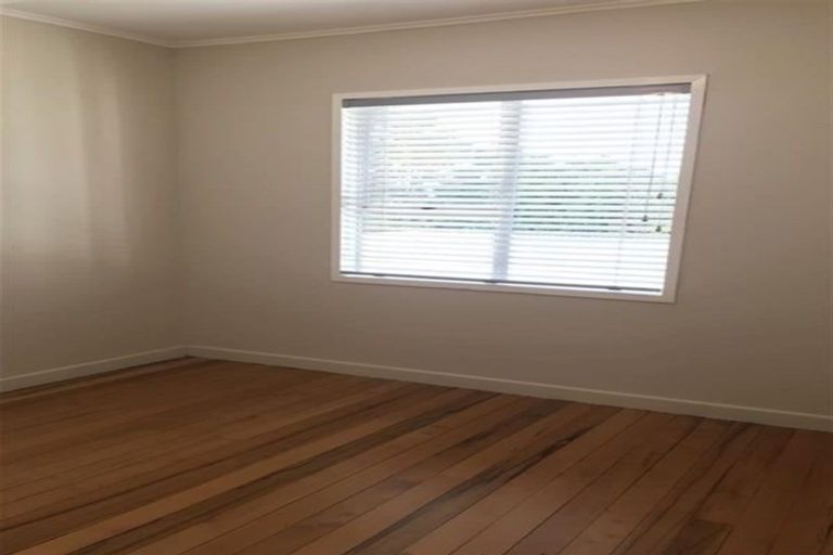 Photo of property in 20 Trig Road, West Harbour, Auckland, 0618