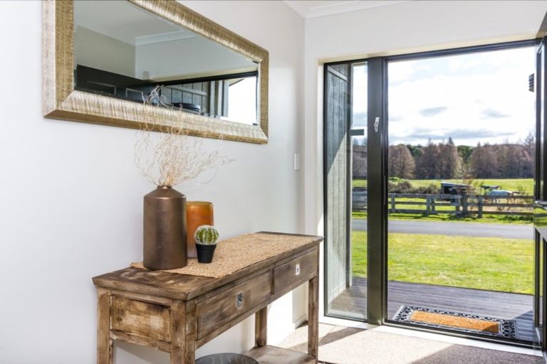 Photo of property in 120 Kinloch Road, Kinloch, Taupo, 3377