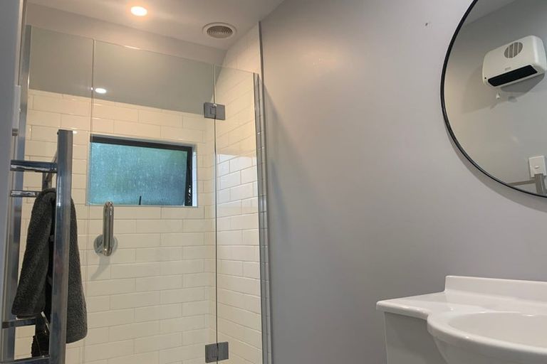 Photo of property in 2b Coles Place, St Albans, Christchurch, 8014