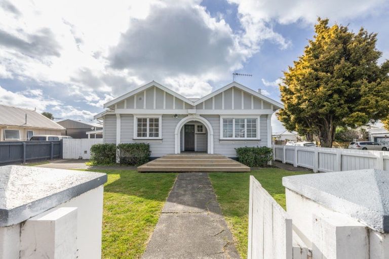 Photo of property in 93 Georges Drive, Napier South, Napier, 4110