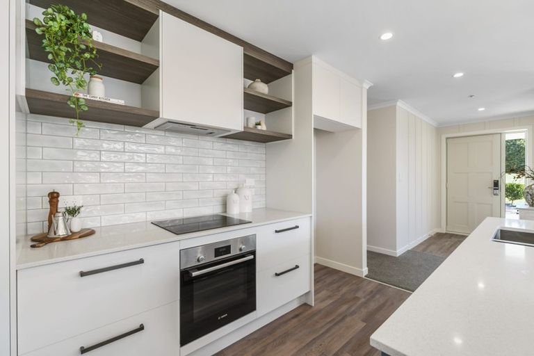 Photo of property in 6 Grove Lane, Omokoroa, 3114