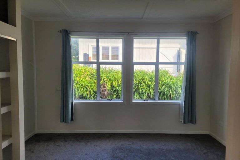 Photo of property in 12 Northgate, Strandon, New Plymouth, 4312