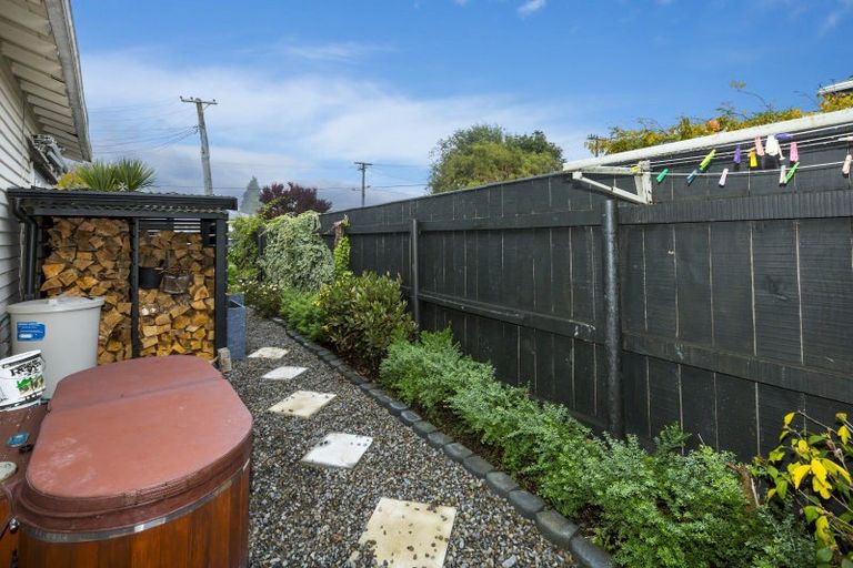 Photo of property in 2a Bentinck Street, Wallaceville, Upper Hutt, 5018