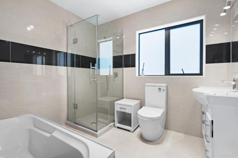 Photo of property in 25a Miles Avenue, Papatoetoe, Auckland, 2025