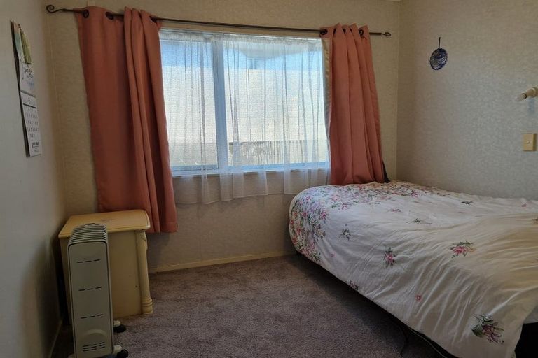 Photo of property in 2/737 Cameron Road, Tauranga South, Tauranga, 3112