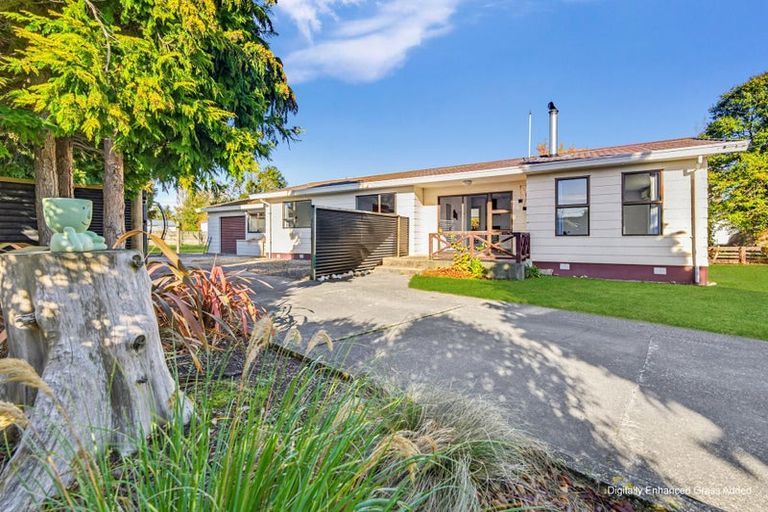 Photo of property in 30 Norfolk Street, Riversdale, 9776