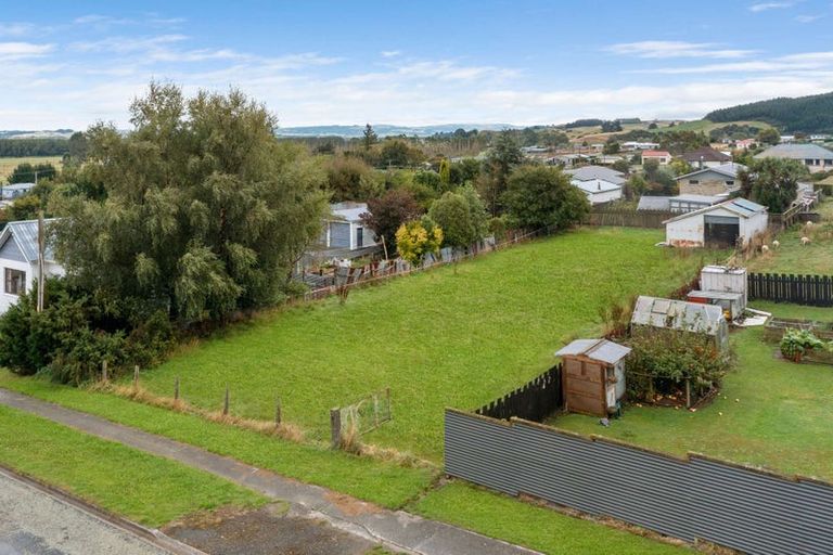Photo of property in 33 Christchurch Street, Kaitangata, 9210