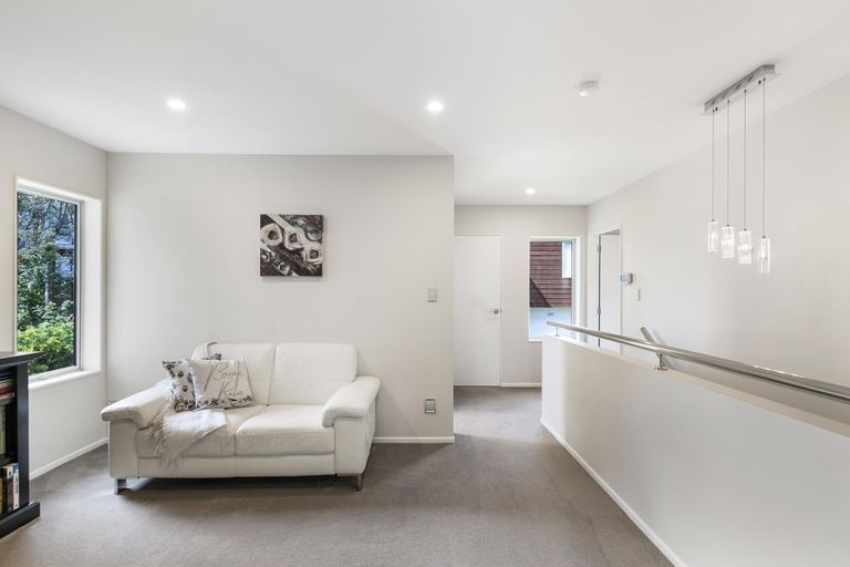 Photo of property in 6b Gibraltar Street, Howick, Auckland, 2014