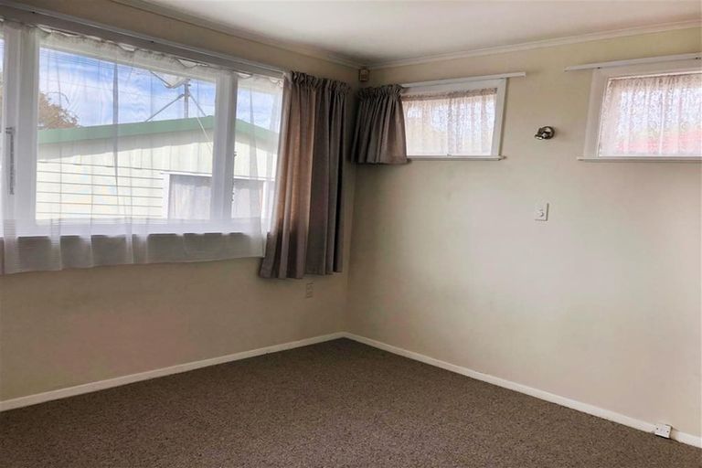 Photo of property in 1/15 Scott Road, Papakura, 2110
