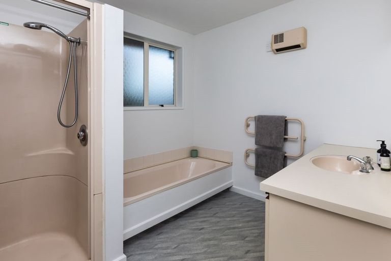 Photo of property in 29 Radiata Avenue, Parklands, Christchurch, 8083