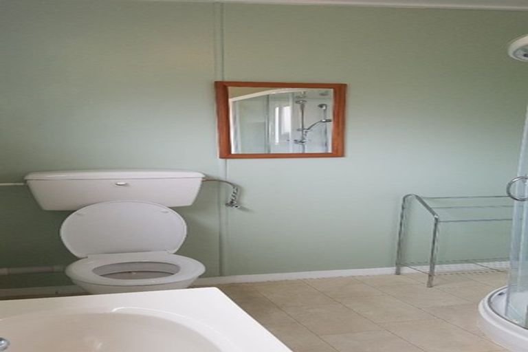 Photo of property in 2/62 Cuba Street, Petone, Lower Hutt, 5012