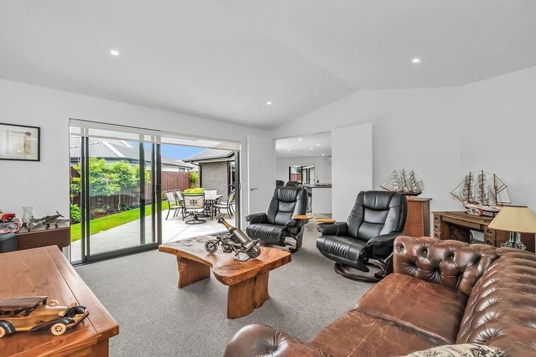 Photo of property in 3 Maurice James Way, Prebbleton, 7604