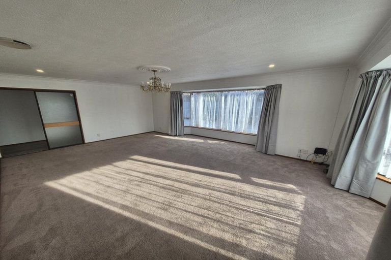 Photo of property in 58 Prestons Road, Redwood, Christchurch, 8051