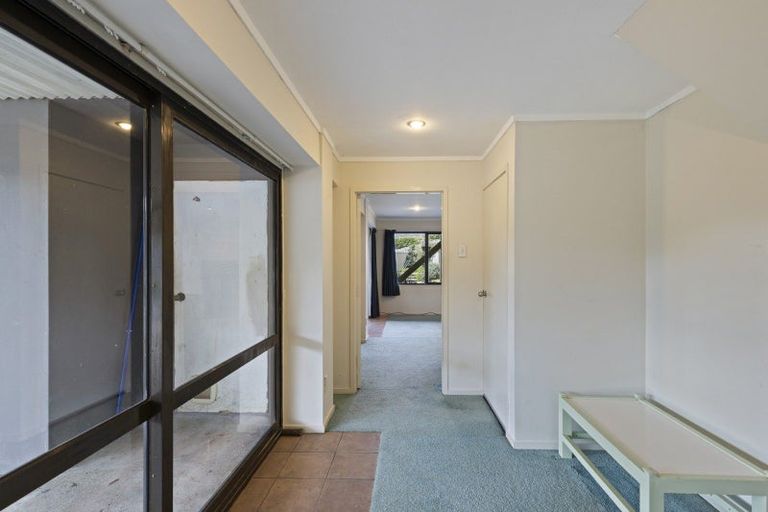 Photo of property in 8a Walmer Grove, Bell Block, New Plymouth, 4312