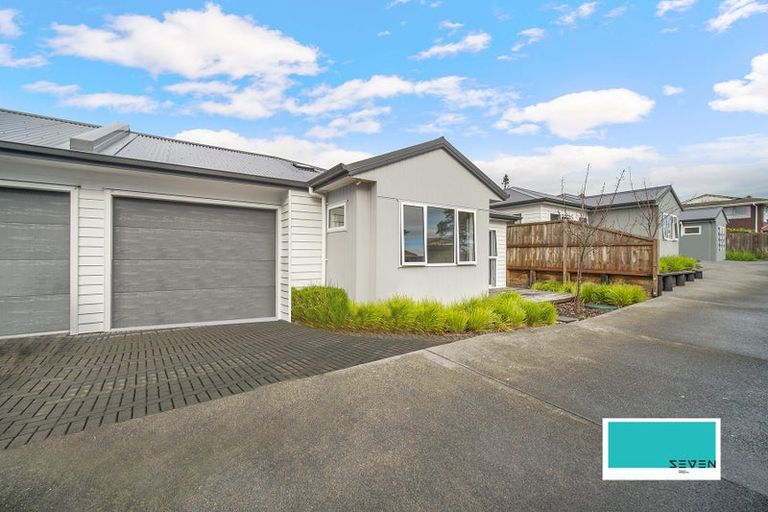 Photo of property in 147b Astley Avenue, New Lynn, Auckland, 0600