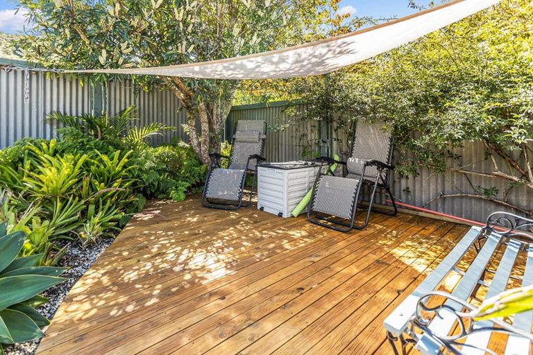 Photo of property in 93 Tarapatiki Drive, Whitianga, 3510