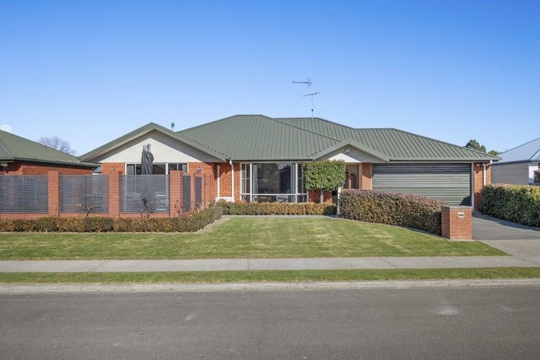 Photo of property in 3a Springswood Grove, Springlands, Blenheim, 7201