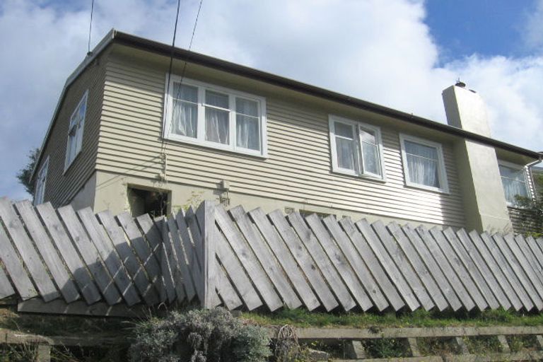 Photo of property in 131 Tauhinu Road, Miramar, Wellington, 6022