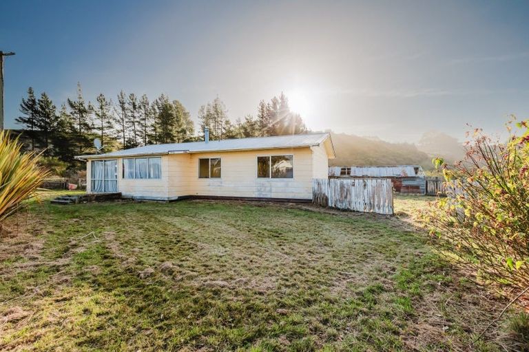 Photo of property in 38 Bridge Street, Eketahuna, 4900