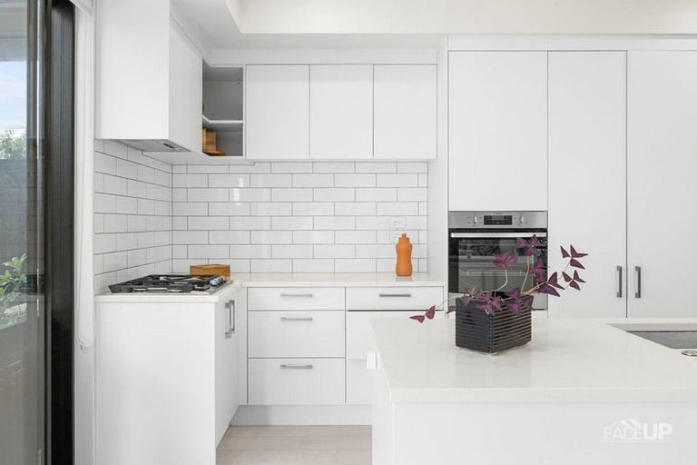 Photo of property in 21 Grey Warbler Road, Hobsonville, Auckland, 0616