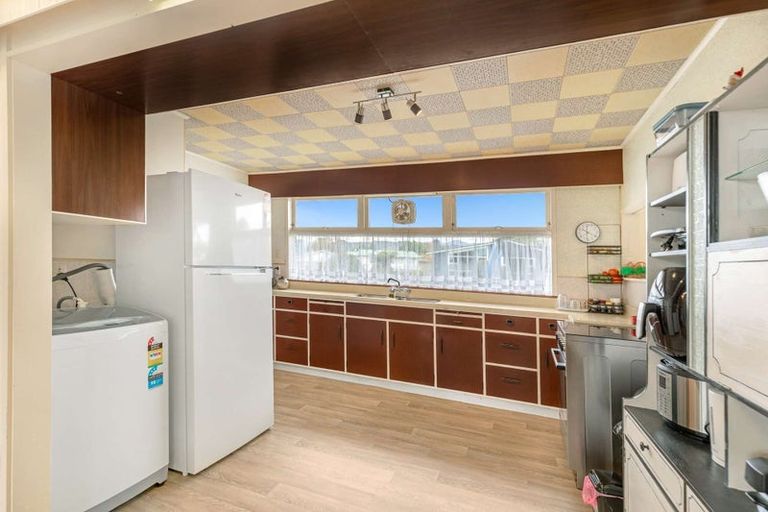 Photo of property in 17 Glen Street, Levin, 5510