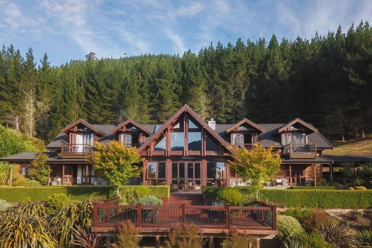 Photo of property in Stonefly Lodge, 3256 Motueka Valley Highway, Stanley Brook, Wakefield, 7096