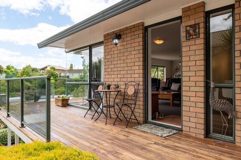 Photo of property in 18 Phoenix Place, Dinsdale, Hamilton, 3204