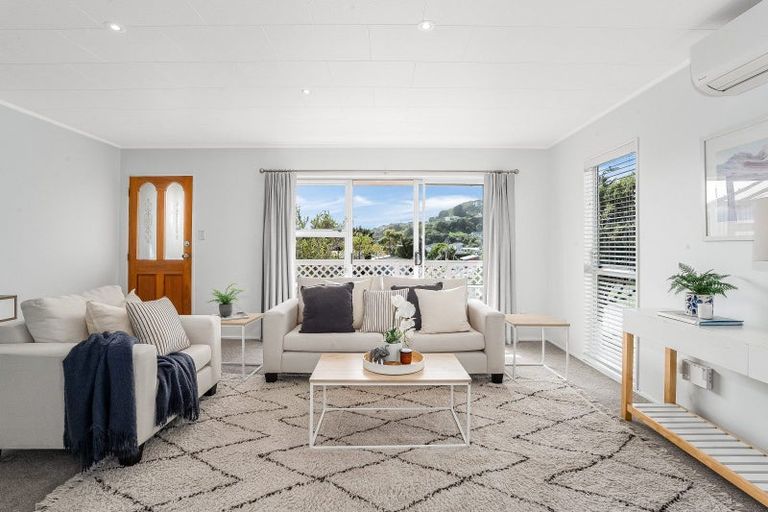 Photo of property in 11 Transom Close, Whitby, Porirua, 5024