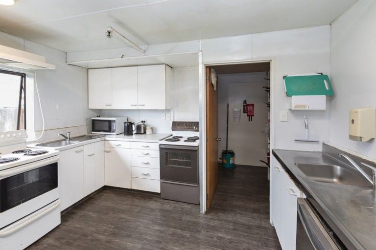 Photo of property in 28 Wharenui Road, Upper Riccarton, Christchurch, 8041