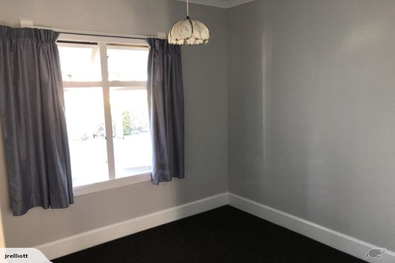 Photo of property in 72 Great North Road, Saint Johns Hill, Whanganui, 4500