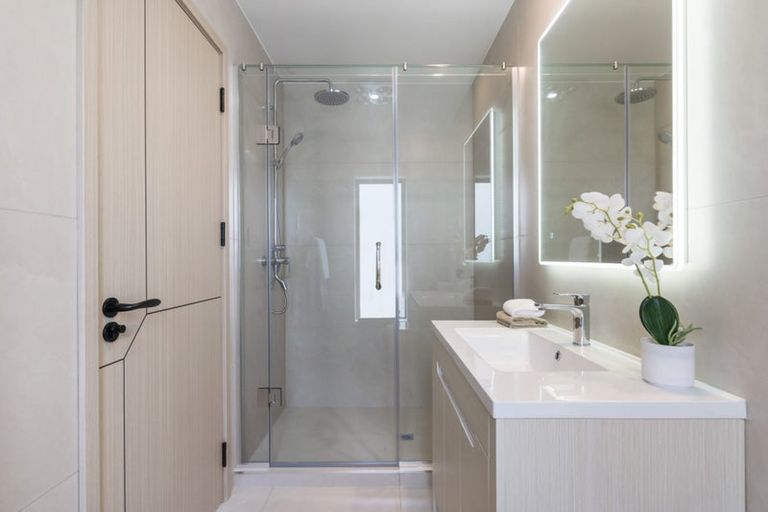 Photo of property in 14 Glann Lane, Flat Bush, 2019