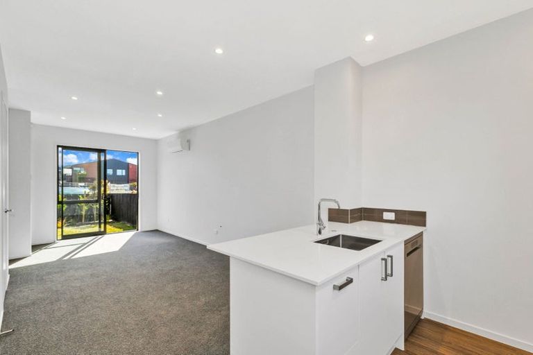 Photo of property in 47 Wallace Road, Hobsonville, Auckland, 0616