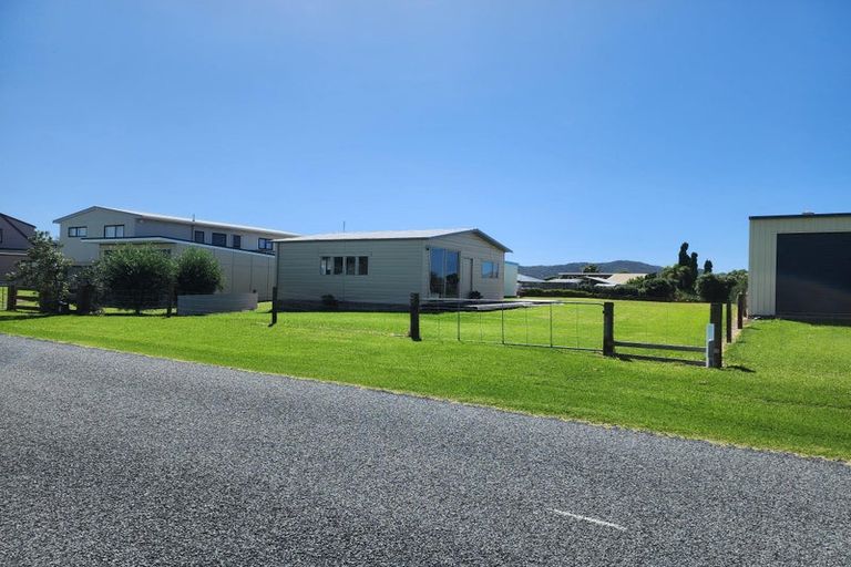 Photo of property in 751 Whangaruru North Road, Whangaruru, Russell, 0184