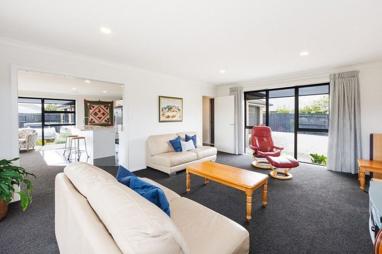 Photo of property in 55 Rodeo Drive, Kelvin Grove, Palmerston North, 4414