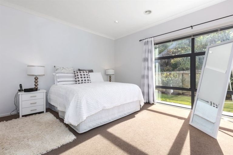 Photo of property in 24 Paparoa Crescent, Aotea, Porirua, 5024