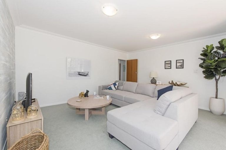 Photo of property in 2/1 Rata Road, Devonport, Auckland, 0624