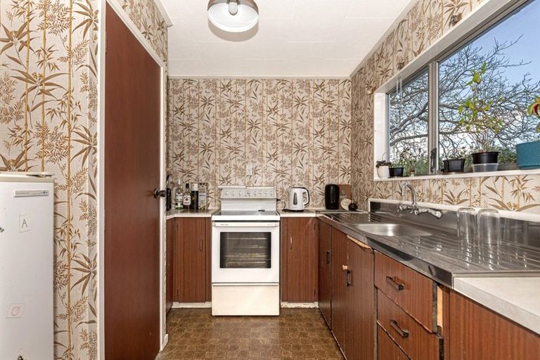 Photo of property in 32 Owen Road, Inner Kaiti, Gisborne, 4010