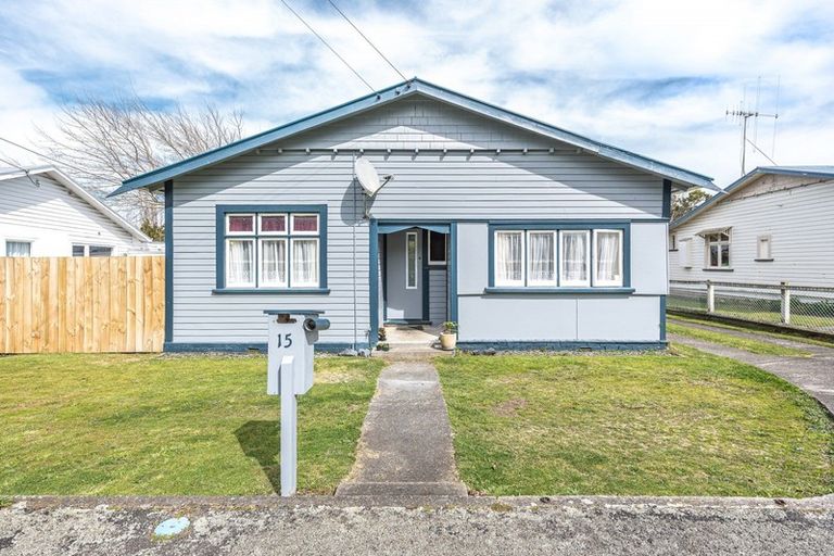 Photo of property in 15 Rata Street, Gonville, Whanganui, 4501
