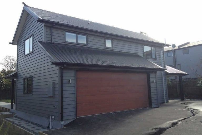 Photo of property in 82 Springfield Road, St Albans, Christchurch, 8014