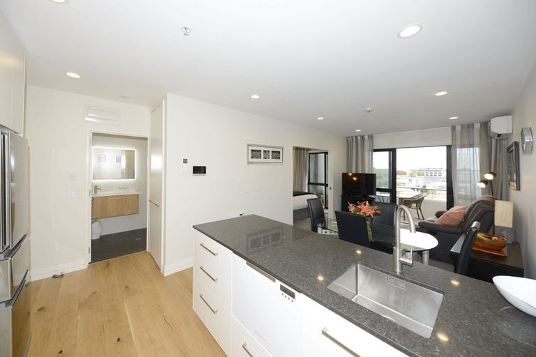 Photo of property in West Fitzroy, 6f/66 Armagh Street, Christchurch Central, Christchurch, 8013